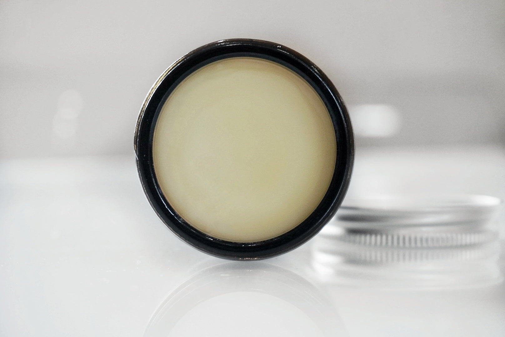 grzzly scented beard balm for styling and softening